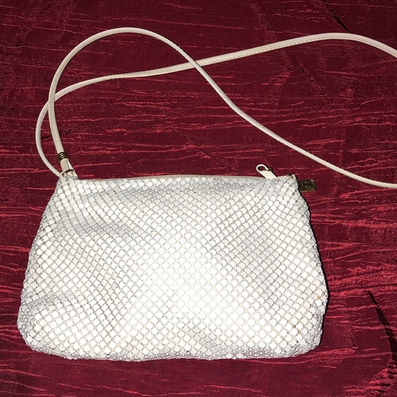 Whiting and Davis shoulder clutch - Picture 2 of 8